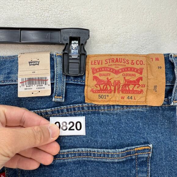 LEVI'S 501 STRETCH MEN'S 44 ORIGINAL STYLE DENIM SHORTS - Picture 6 of 6